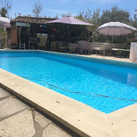 Lou Ribas Apartment Puyloubier Екстериор снимка