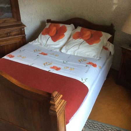 Lou Ribas Apartment Puyloubier Екстериор снимка