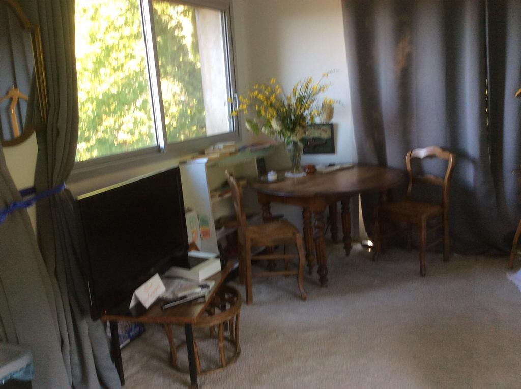 Lou Ribas Apartment Puyloubier Екстериор снимка